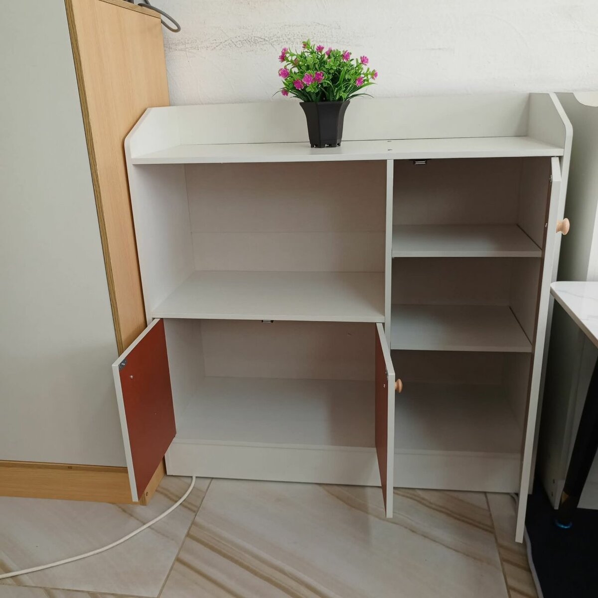 Armoire de rangement moderne