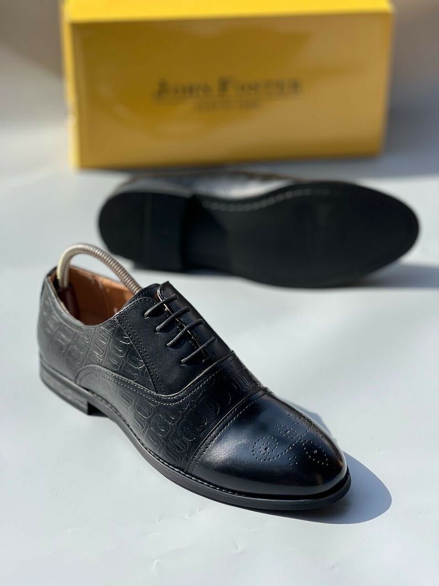 EXECUTIVE SHOE