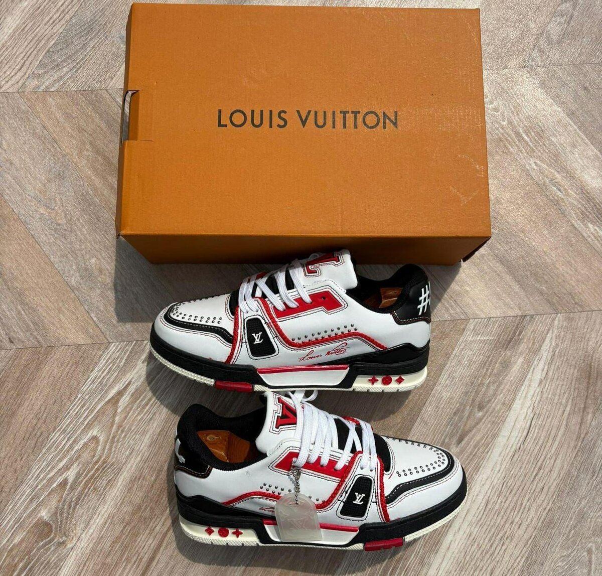 Baskets Louis Vuitton élégantes