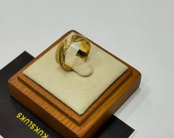 FLAWLESS STAINLESS RING