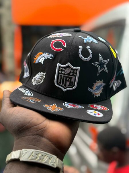 Casquette brodée NFL