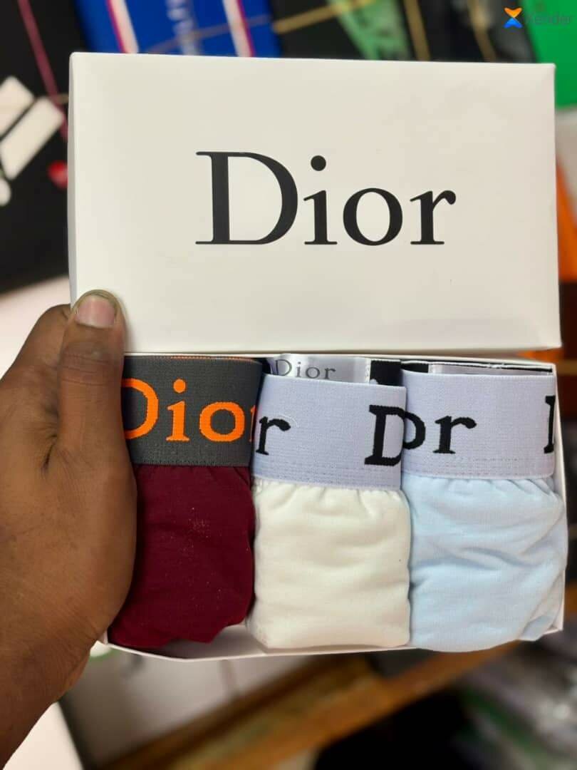 Coffret de Boxers Élégants