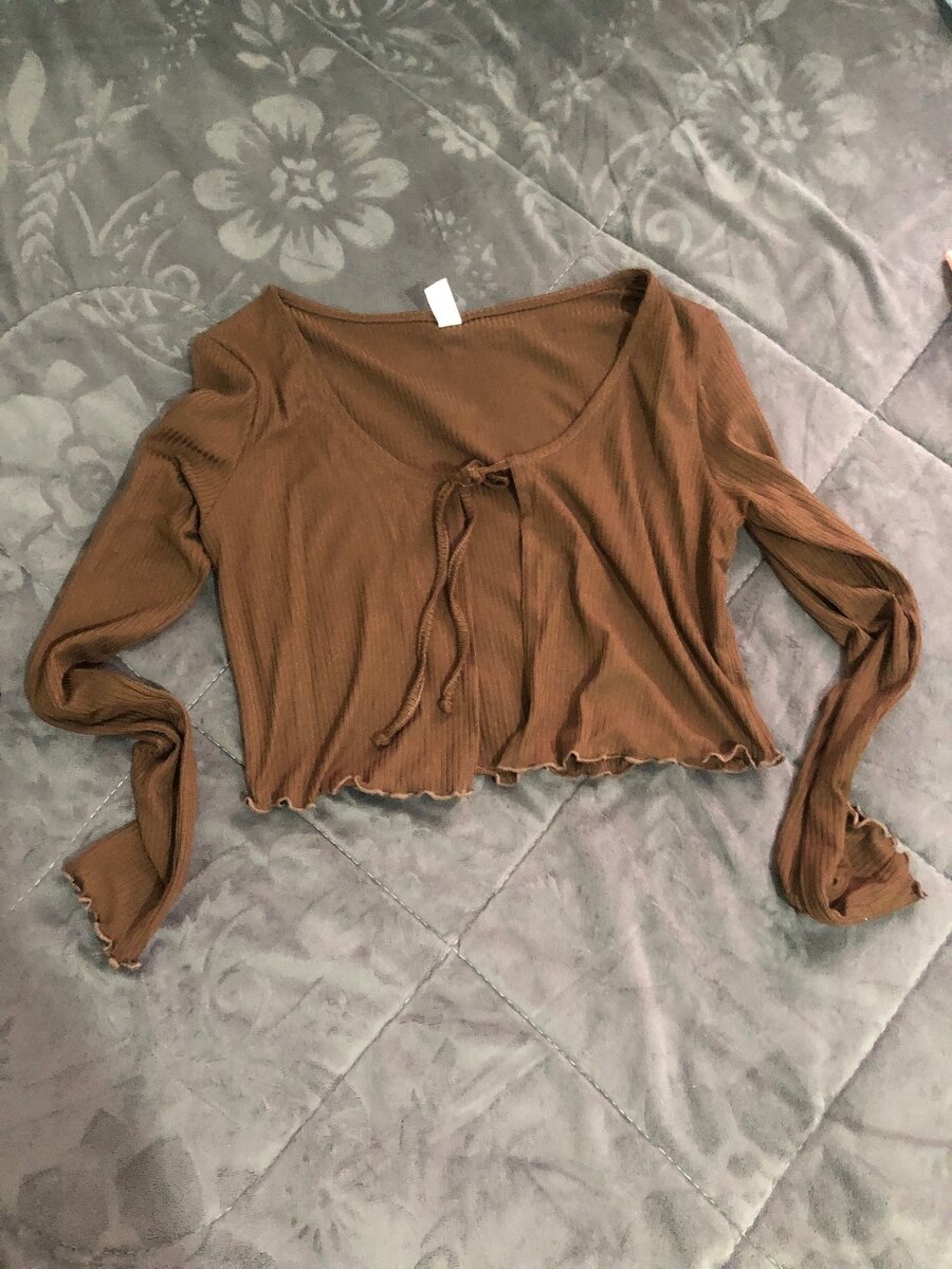 Long sleeved open top