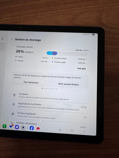 Tablette Samsung avec écran large