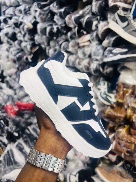 Baskets élégantes en tissu