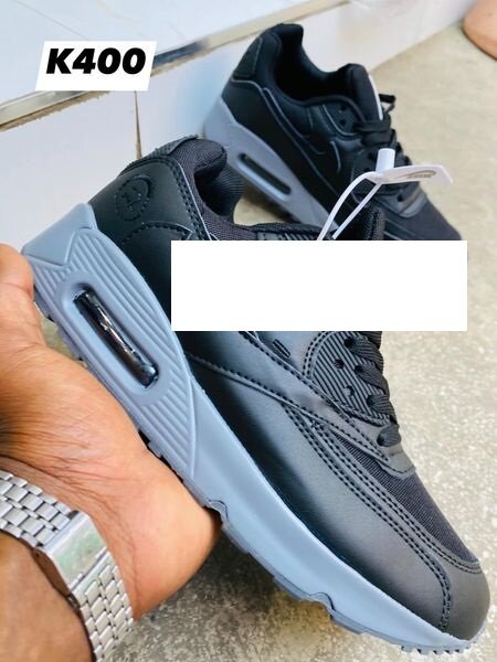 belles baskets pour hommes