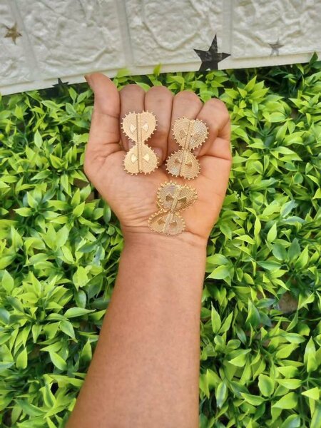 Boucles d'oreilles et bague