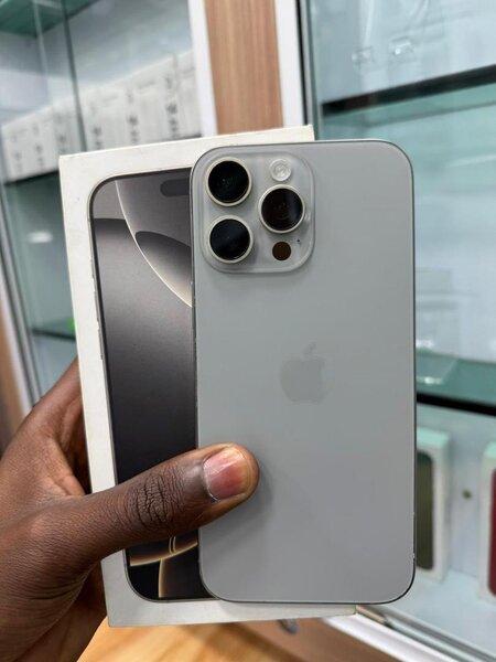 iPhone 16 Pro Max 256 Go