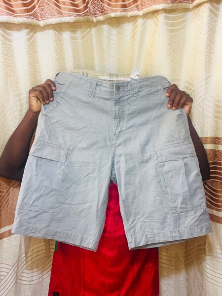 Shorts cargo gris