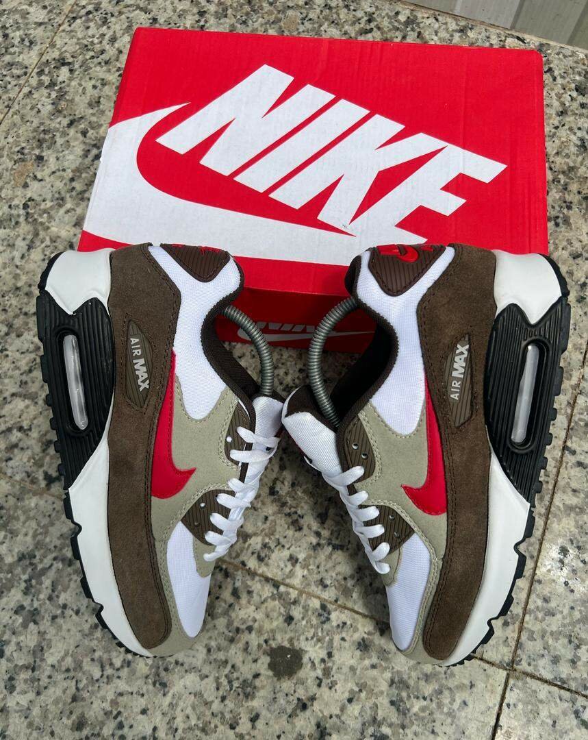 NIKE AIR