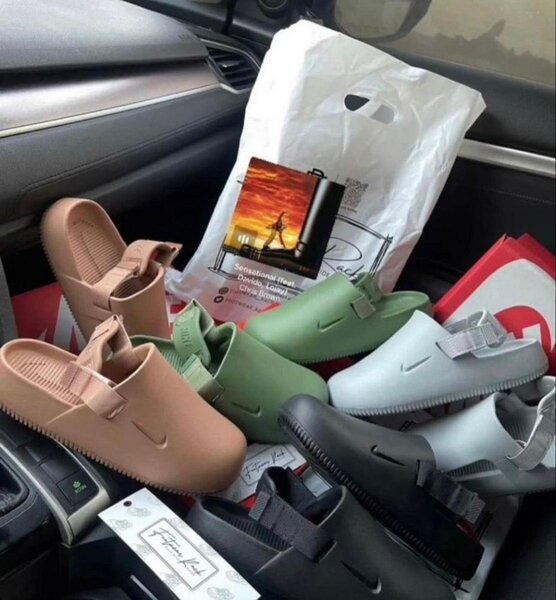 Sabots Nike modernes