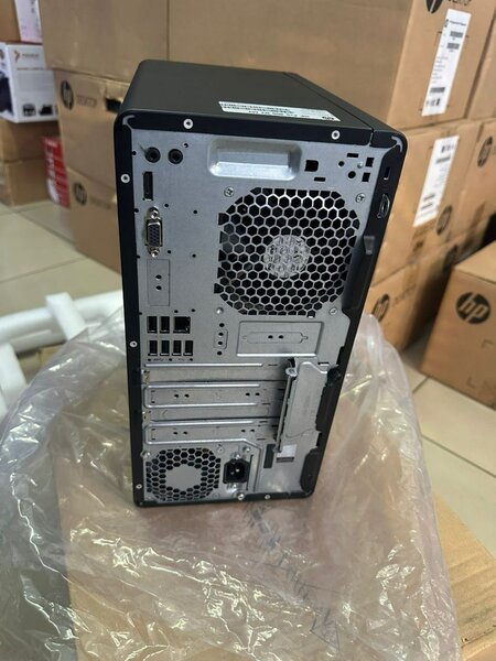 HP P22v G5 Moniteur FHD 22"