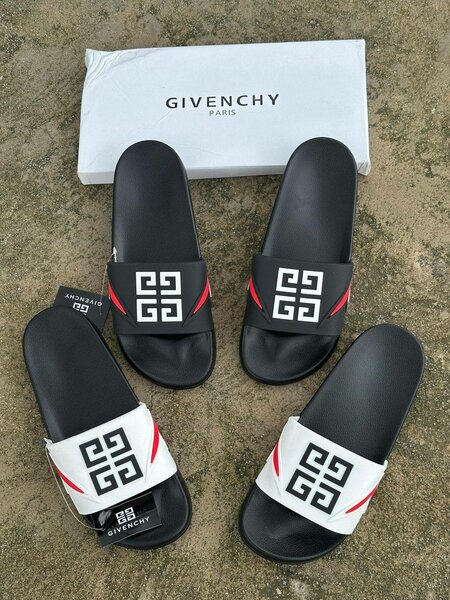 Sandales de luxe Givenchy