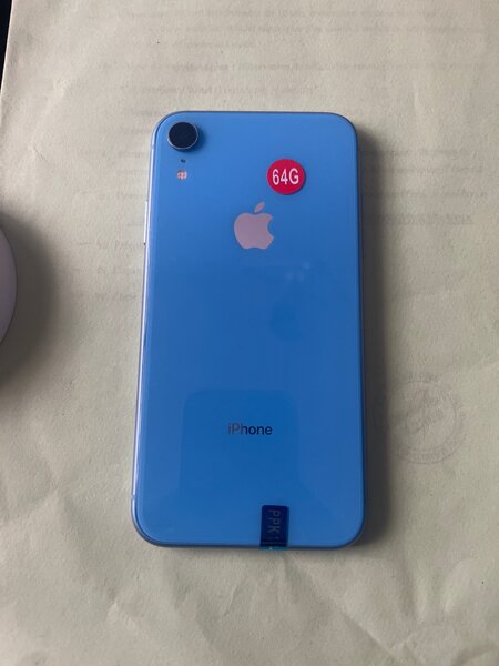 iPhone XR 64 giga importé 125mille a débattre