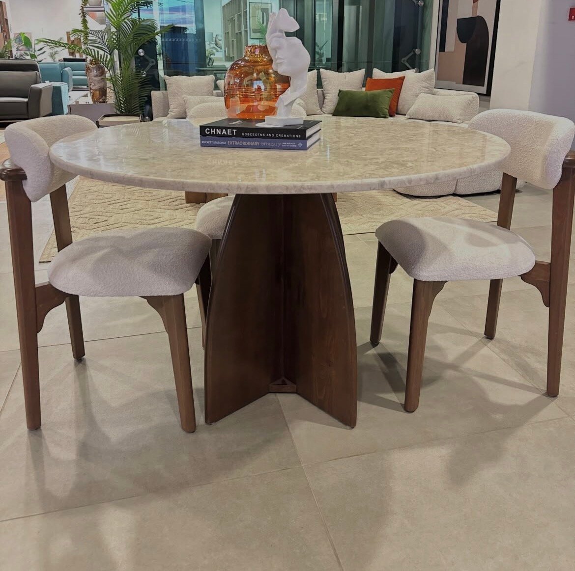 Chaise design en bois