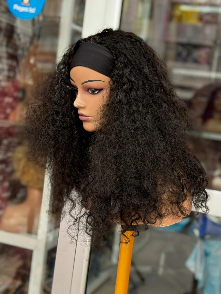 Perruque Bouclée avec Bandeau