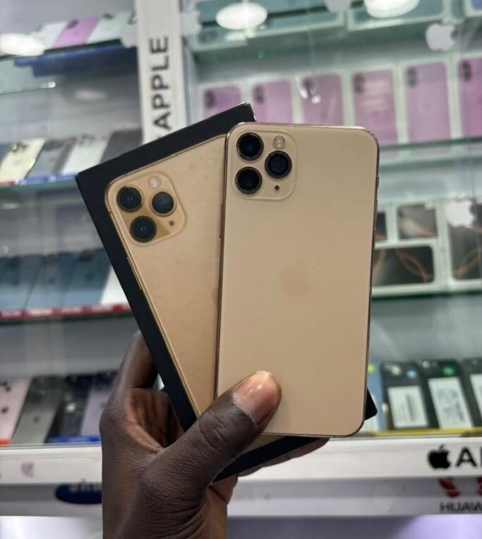 iPhone 11 Pro Max - Or