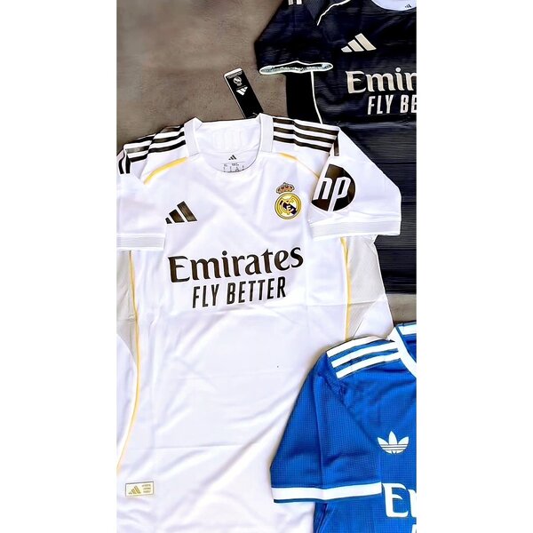 Maillots de football Emirates