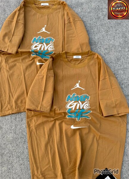 T-shirts en coton "Never Give Up"