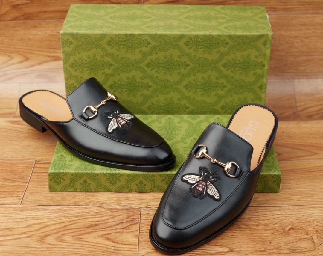 Mules élégantes pour hommes