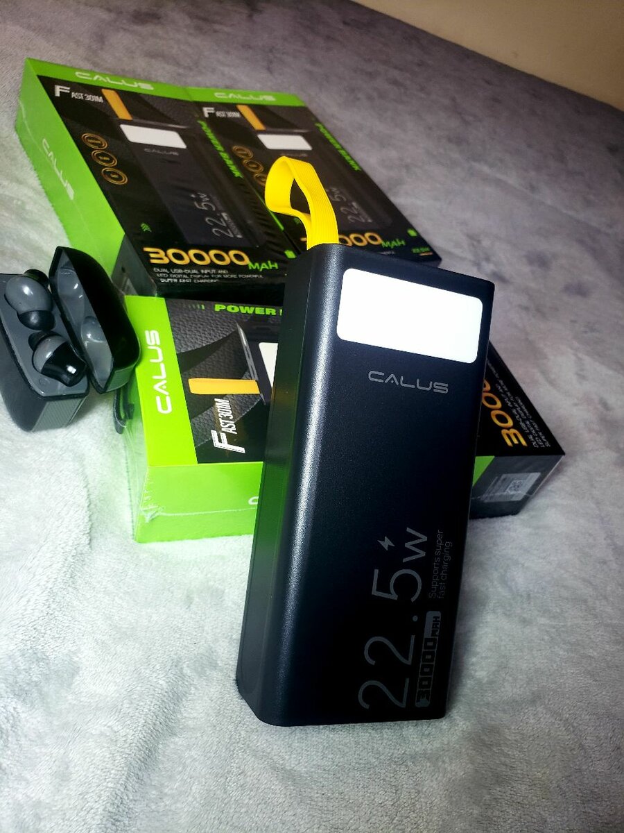 Authentic CALUS live Power Banks 30,000mah