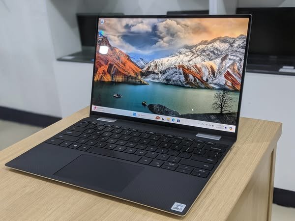 DELL XPS 13 2-in-1 Business Laptop