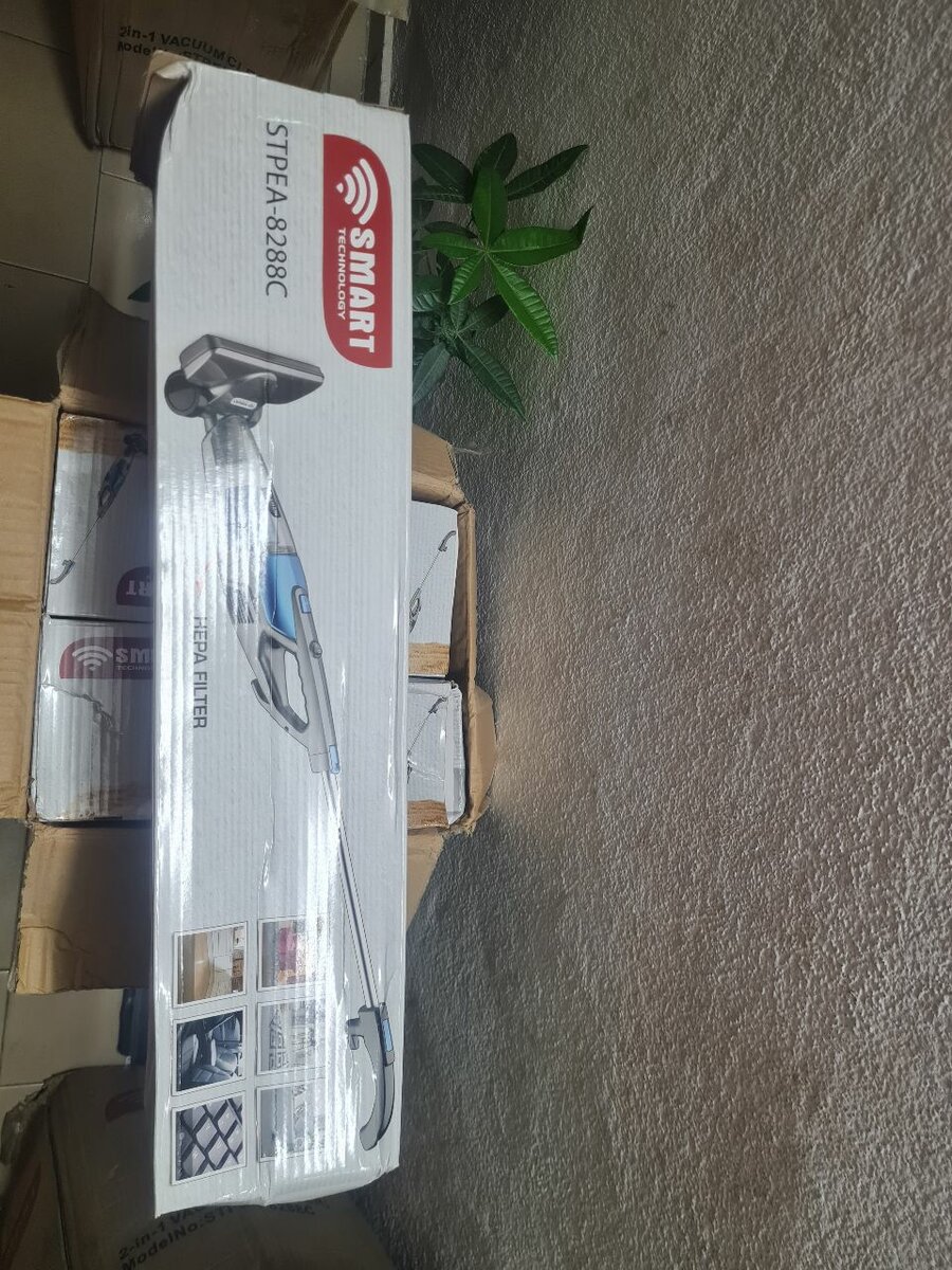 Aspirateur balai puissant 800W