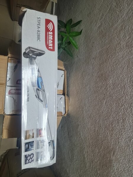 Aspirateur balai puissant 800W