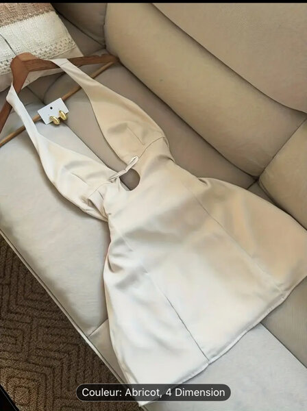 Robe dos nu élégante