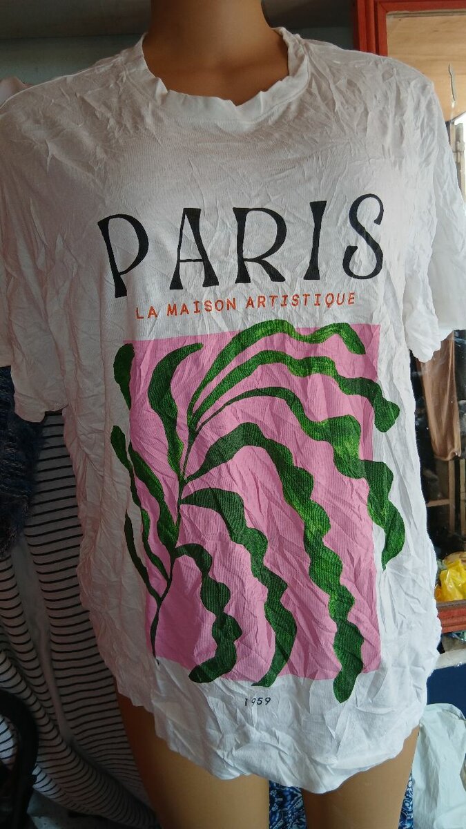 T-shirt uni avec imprimé