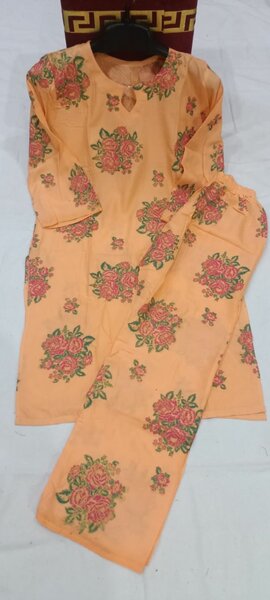 Most demanding Gulab print Linen 2p suit for girls and women