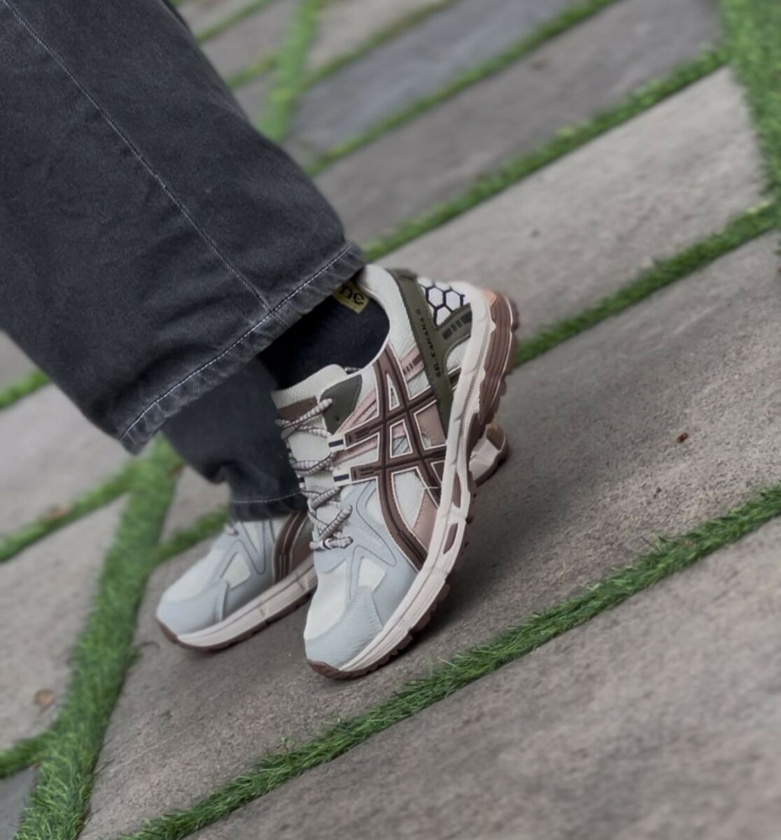 ASICS CLASSIC SNEAKER