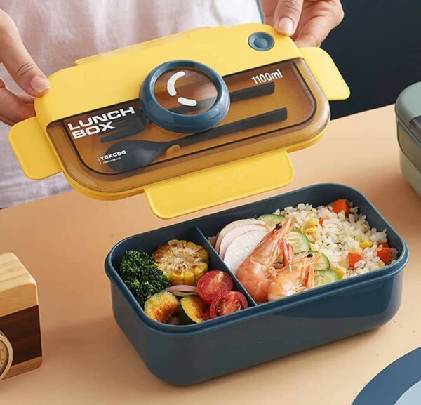 Boîte à lunch avec couverts