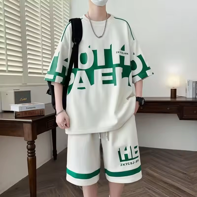 Ensemble sport décontracté