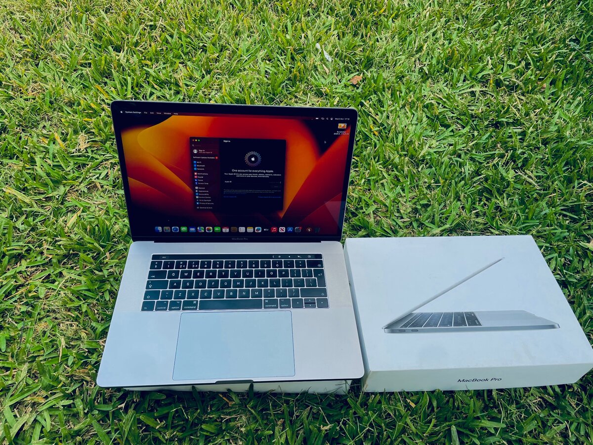 MacBook Pro 2017 15.4 inch