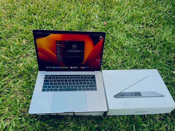 MacBook Pro 2017 15.4 inch