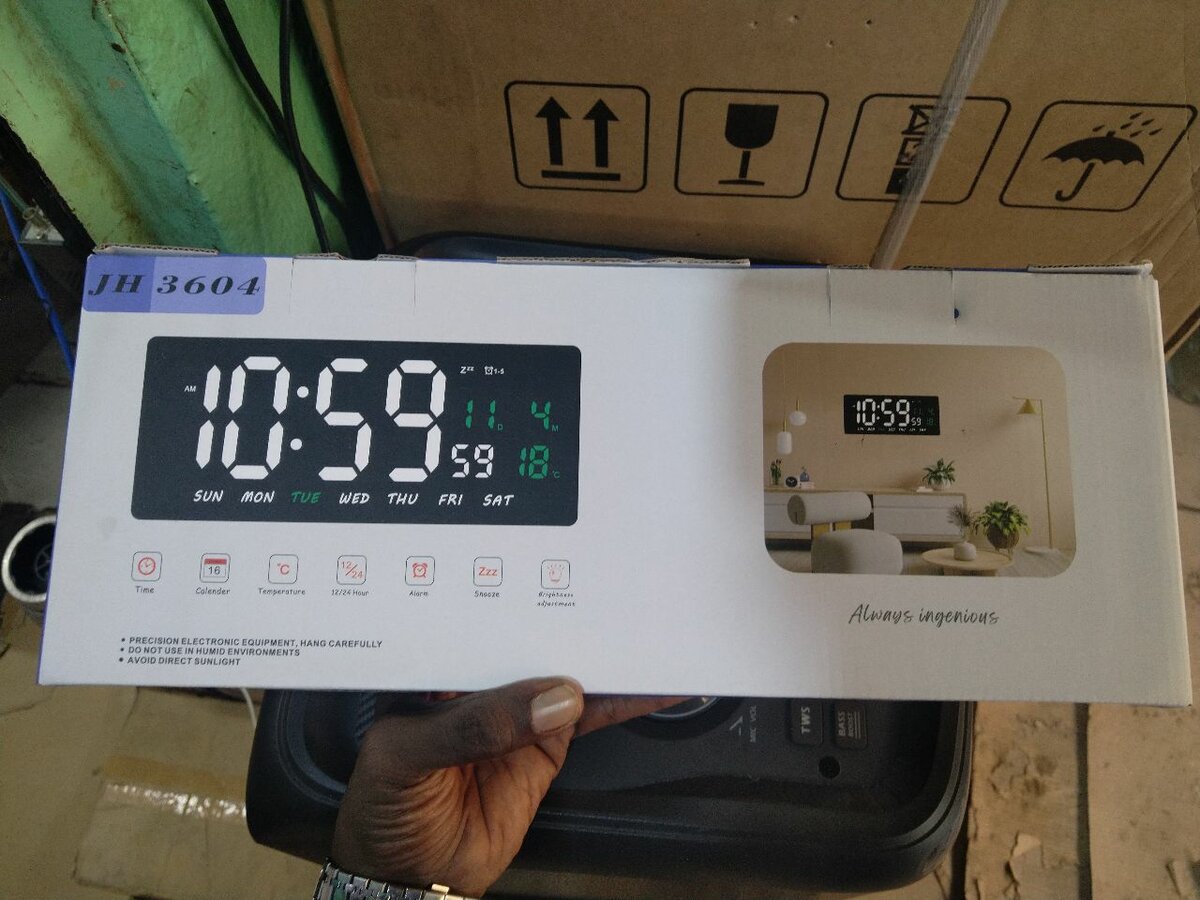 Horloge Murale Numérique LED