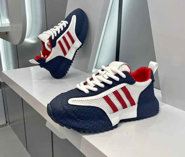 Baskets élégantes sport