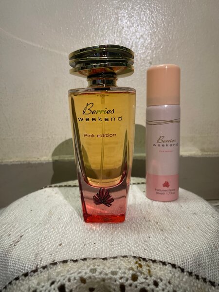 Berries Weekend Eau de Parfum
