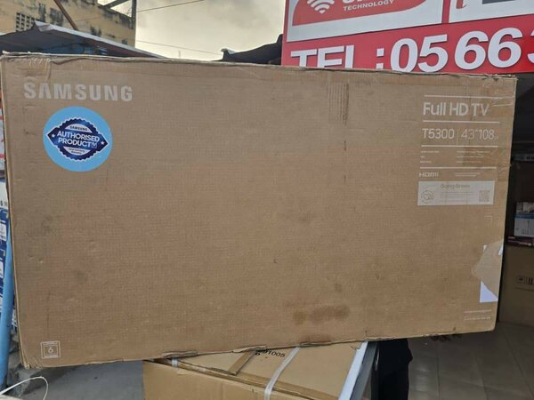 Tv Samsung 43 pouce crystal