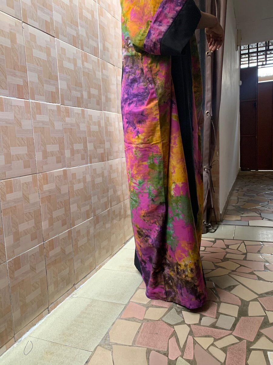 Robe colorée en soie longue