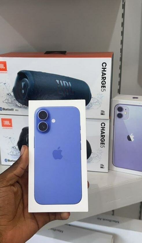 New and sealed iPhone 16 256gb esim unlocked available @1620