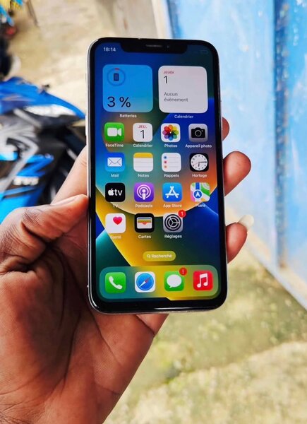 iPhone X 64GB - Excellent état