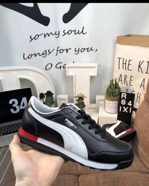 Chaussures Puma Sneakers