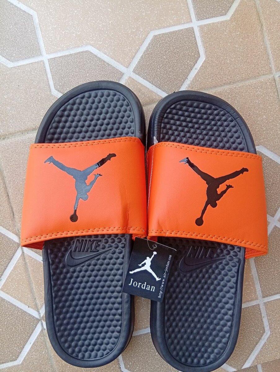 Sandales Jordan Nike Orange