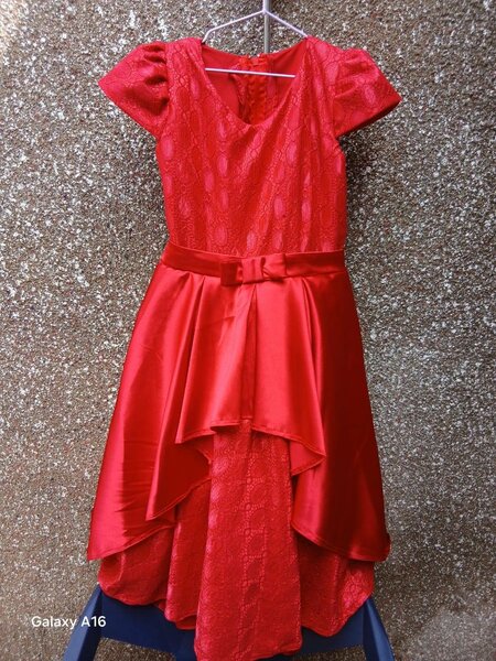 Robe Rouge Élégante