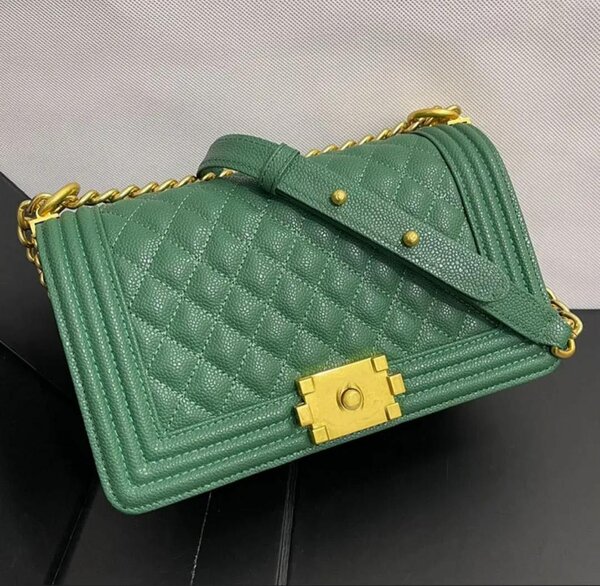 Ladies hand bag