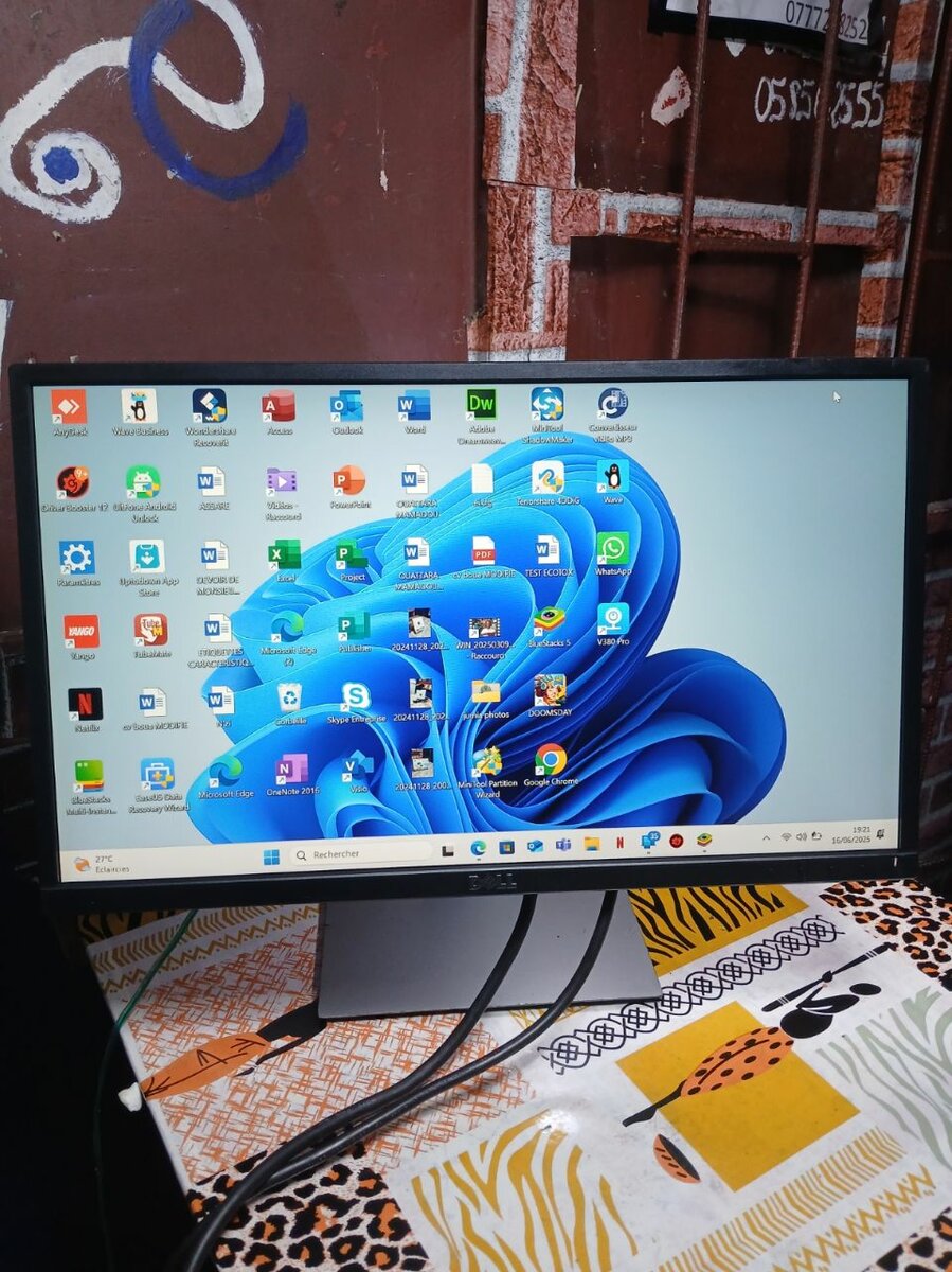 Écran Dell 24 pouces Full HD