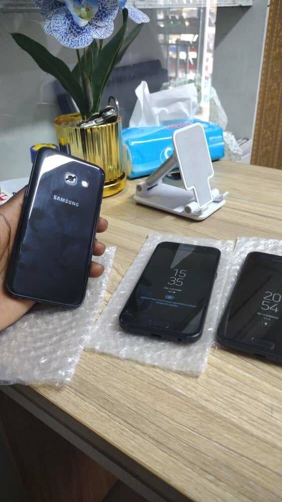 Samsung Galaxy A3 smartphone