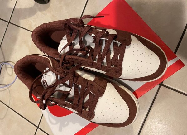 Baskets en cuir marron et blanc